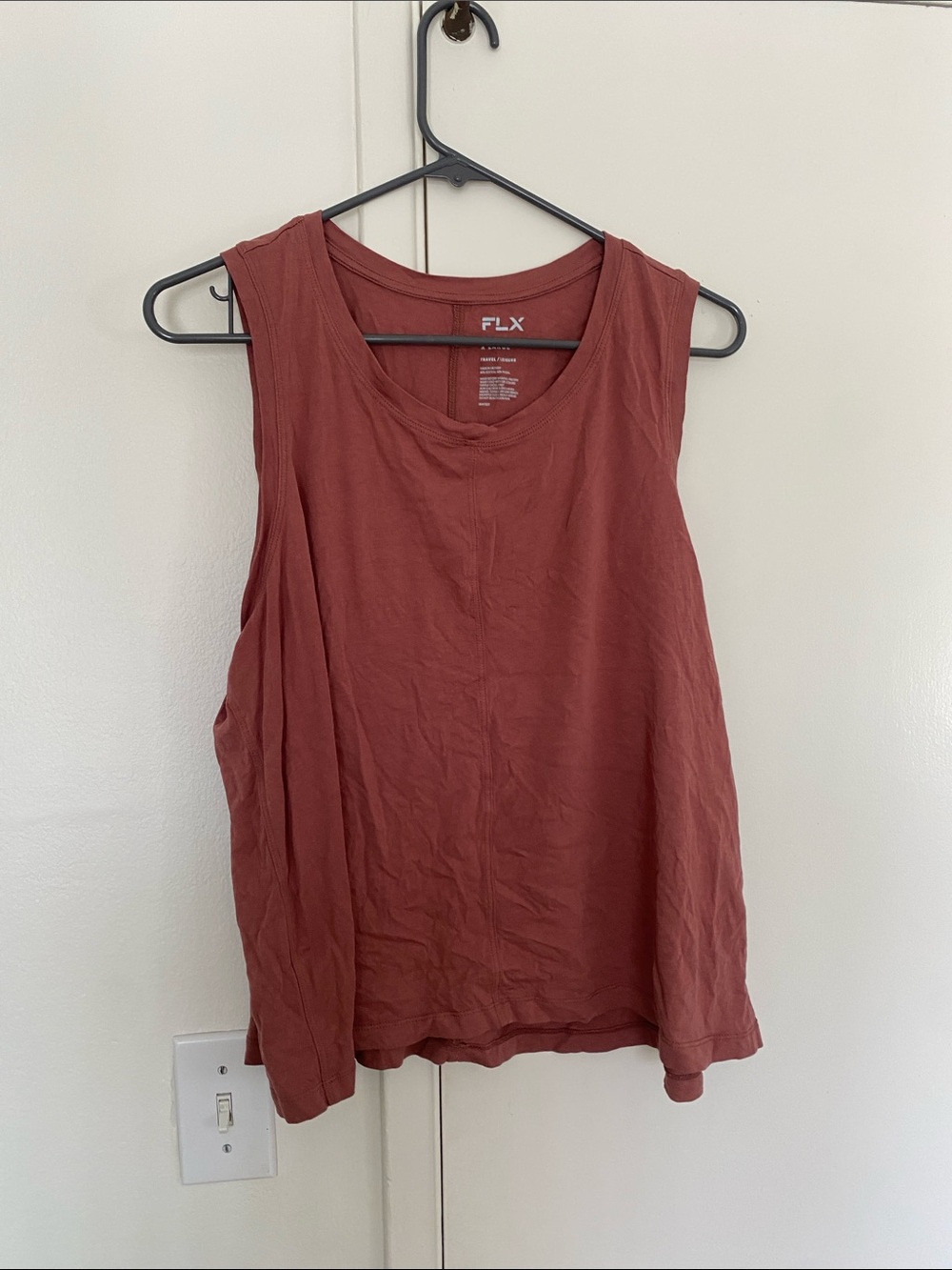 Women's Sleeveless Tank Top - Rust